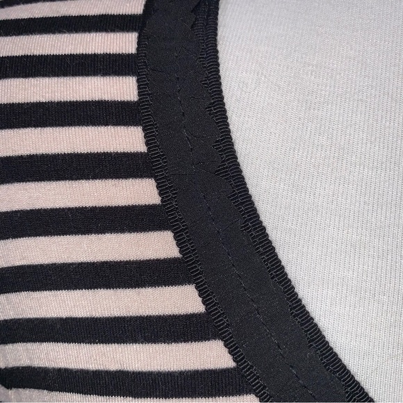 White House Black Market Size Small Long Sleeve Black/Ivory Stripe Tee - Picture 2 of 7